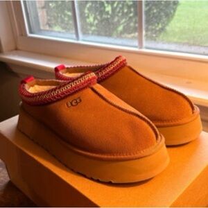 UGG Tazz Platforms